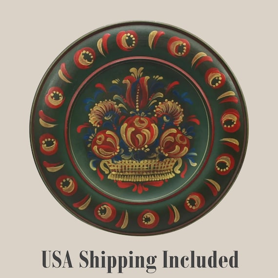 Pennsylvania Dutch Folk Art Wooden Wall Plate