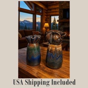 Paire de grands vases en poterie MICHAEL SCHLYER vintage, Flat Earth Clay Works, Kansas 1999