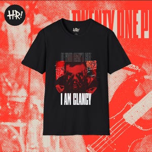 Clancy Twenty One Pilots-inspirerad t-shirt | Skapad av fans | Tyler Joseph | Breach-turnétröja | Bandmerchandise | Konsertoutfit | Blurryface | TOPP