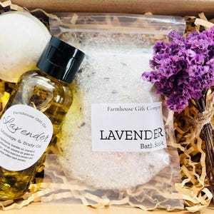 Geschenk für sie | Lavendel Spa Geschenkbox | Entspannungsgeschenkset Bad einweichen Perfekt Selbstpflege Geschenk Geburtstage, Freund, danke Mama Geschenkkorb