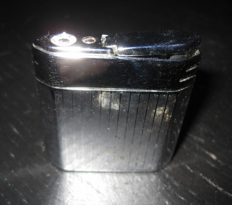 Vintage GERMAN FUMALUX Chrome Engraved Novelty electric lamp Petrol Lighter