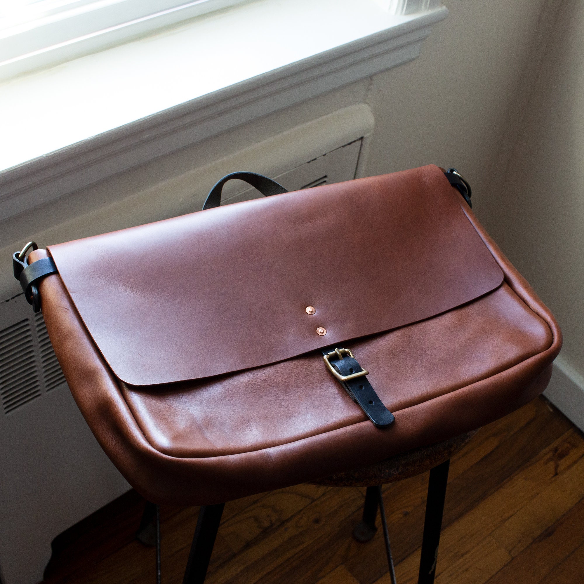 Niuer Mens Vintage Leather Crossbody Bag Satchel Waterproof Briefcase Handbag Casual Utility Work Shoulder Messenger Bag, Black/Brown, Men's, Size: 11