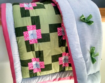 The COZIEST, easy-to-make over-stuffed, tied baby quilts
