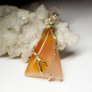 Carnelian Gold Pendant Natural Сhalcedony Gemstone Gold Necklace Fine Jewelry Unisex Genderless jewels men mens pendant Ural Mountains
