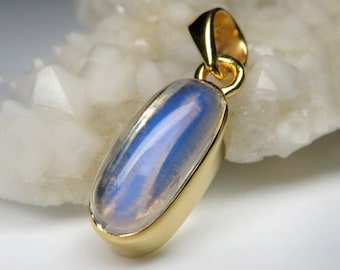 Moonstone Gold Necklace Natural High Quality Moonstone Gemstone Gold Necklace Fine Jewelry Man Pendant Burma stone Mens unisex jewelry