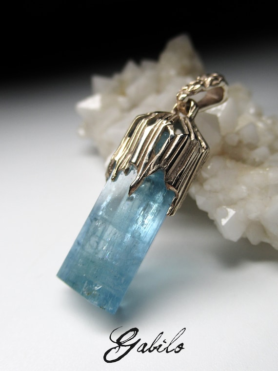 Men's aquamarine pendant sale