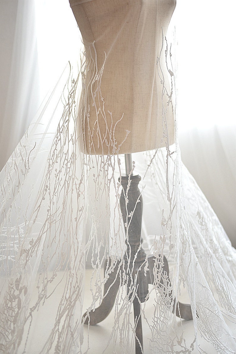Branch Pattern Lace Fabric for Bridal Dress New Design Bridal Embroidery Tulle Mesh Lace Fabric