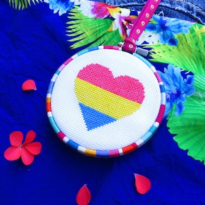 Pansexual pride cross stitch pattern, LGBT cross stitch, pan pride, queer cross stitch, beginner cross stitch, heart cross stitch, LGBTQ