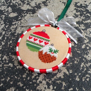 Christmas cross stitch ornament, Christmas cross stitch pattern pdf, digital cross stitch gifts, Christmas craft, needlepoint pattern