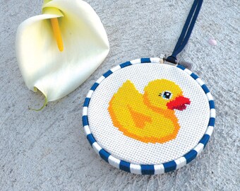 Rubber duck cross stitch pattern, cute cross stitch, baby cross stitch duck, bathroom cross stitch pdf, baby needlepoint, baby embroidery