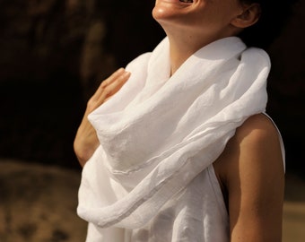 Pure Serenity: The White Linen Scarf