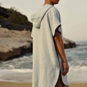 Men's Linen Small Waffle Beach Poncho: The Perfect Summer Gift in various colors