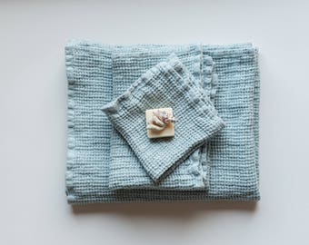 3er Set Hellblaue Leinen Waffelgewebe Handtücher - Badetuch, Handtuch und Waschlappen