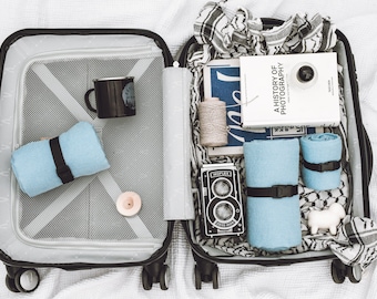 Linen Travel Towels in Light Blue – Small Waffle Weave, Compact, Quick-Dry & Elegant