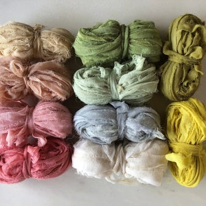 NEU! Upcycled Sari Seide Chiffon Band | Handgefärbt mit Blumen und Pflanzen Recycelt