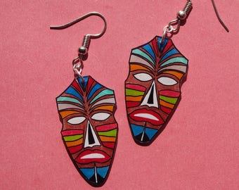 boucles d'oreilles... masques africains colorés