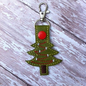 ITH Christmas Tree Snap Tab/Key Fob DIGITAL Embroidery Design