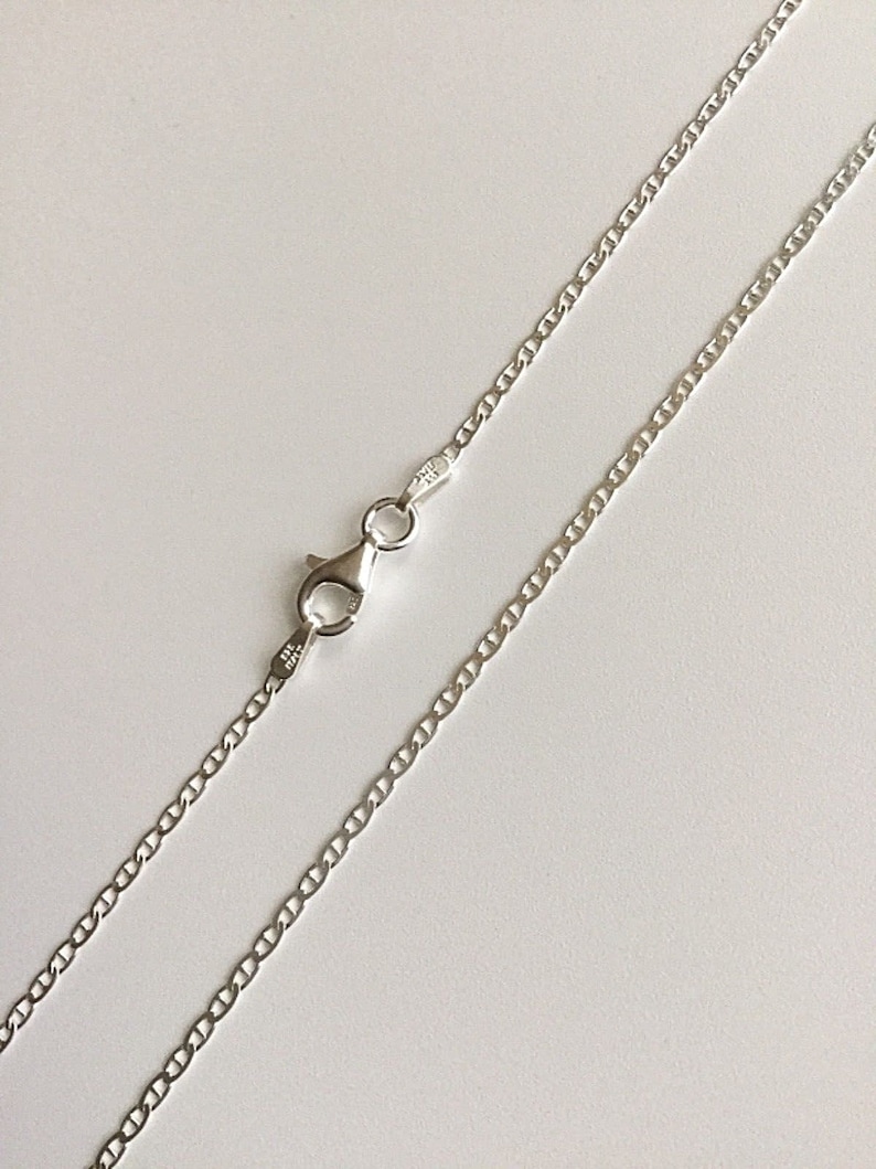 Orecchini pendenti in argento sterling con teschio: gioielli gotici