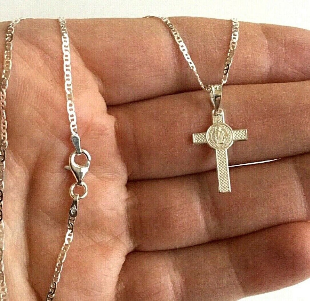 Collar De Plata De Ley 925 Con Llave De San Benedicto De 22 Pulgadas De Largo/CADENA DE SAN BENITO LLAVE 22" LARGO-P63, Plata Esterlina