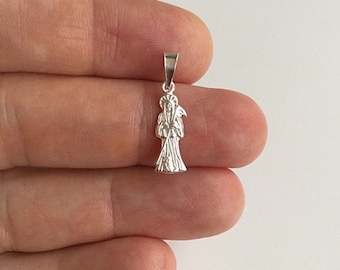 925 Sterling Silver Grim Reaper Pendant for Good Luck 20x6mm /  Dije de Santa Muerte en 925 Plata para Buena Suerte