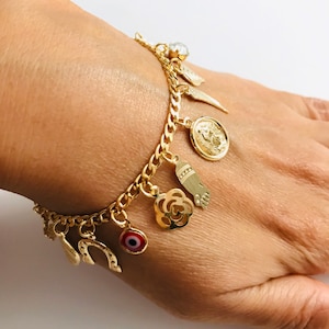 18K Gold Filled Multi Charm Good Luck ,Money Bracelet 7,5" long, Gold Filled Charm  /Pulsera de Buena Suerte en Gold Filled 7,5" largo - B91