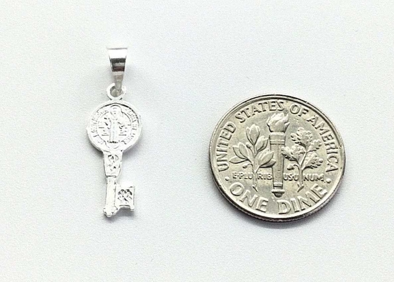 Collar De Plata De Ley 925 Con Llave De San Benedicto De 22 Pulgadas De Largo/CADENA DE SAN BENITO LLAVE 22" LARGO-P63, Plata Esterlina - Foto 10