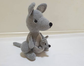 Kangaroo with Joey, Crochet Kangaroo, Soft Kangaroo Toy, Australian Animal Toy, Handmade Kangaroo, Amigurumi, Australiana - MADE TO ORDER