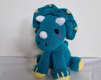 Triceratops Dinosaur Toy, Crochet Dinosaur, Small Dino, Soft Dinosaur Toy, Handmade Crochet Dinoasuar, Amigurumi Dino - MADE TO ORDER