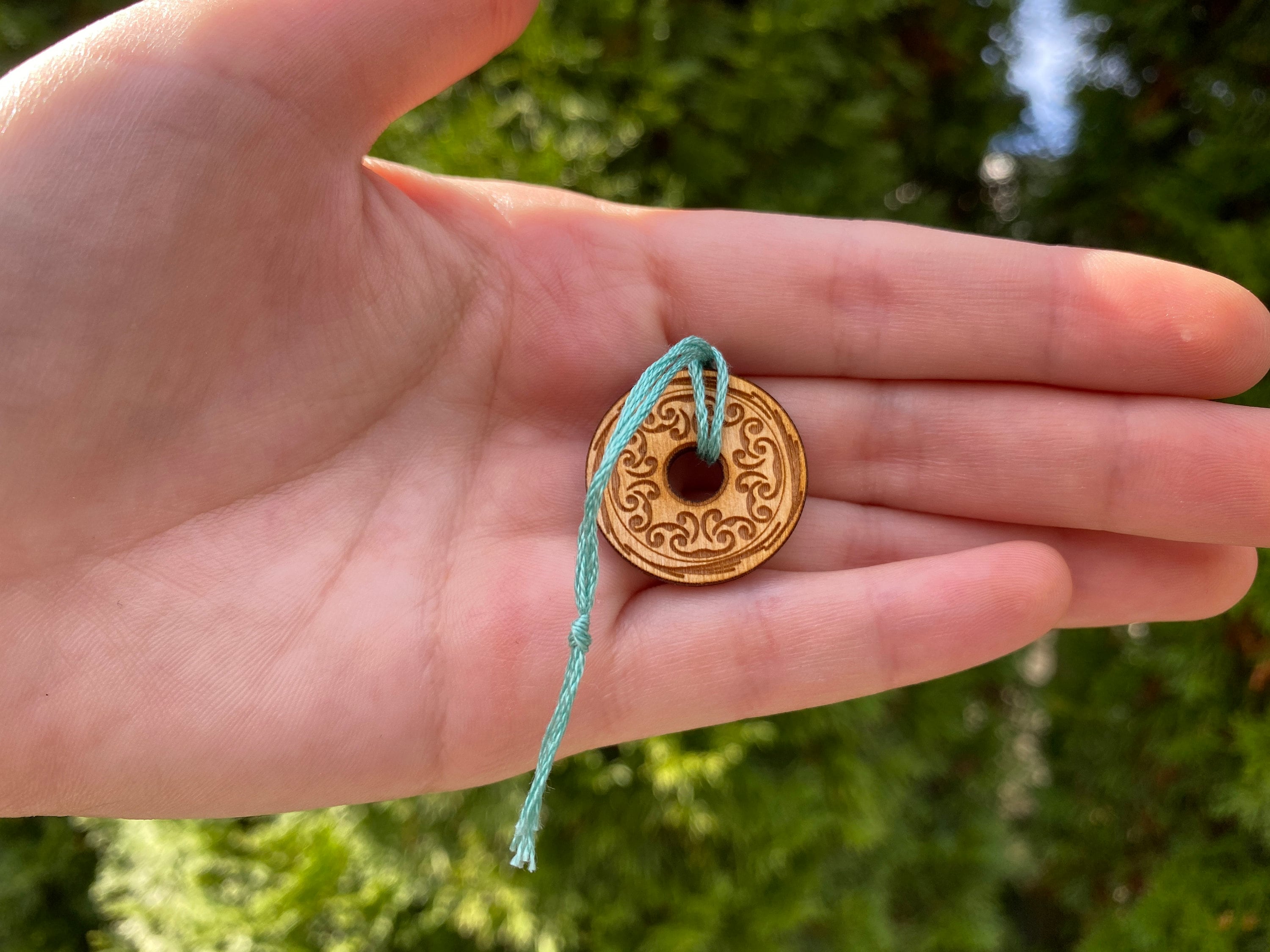 TINY Survivor Hidden Immunity Idol Necklace - Blood Vs Water - Etsy