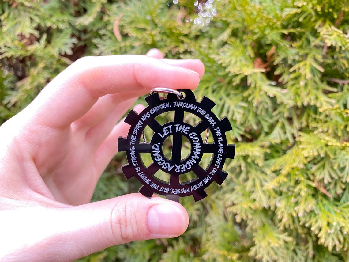 The 100 Heda Symbol Keychain - Etsy