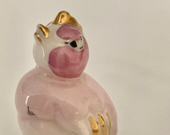 Kay Finch Bird Figurine Vintage Signed Speciality Perched Bird Figurine Vintage California Pottery Bird Parakeet or Finch Rare Collectible