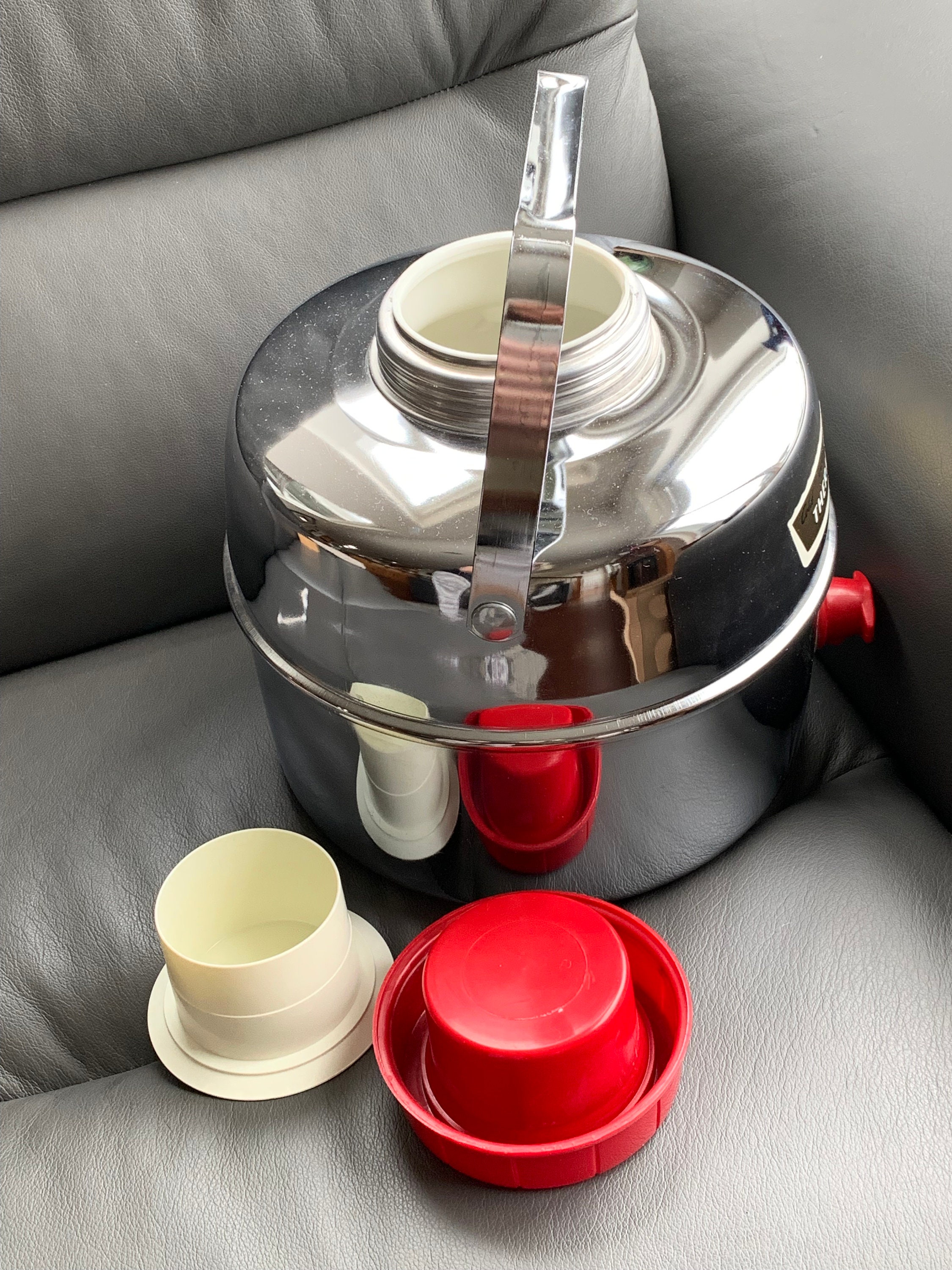 Vintage Chrome Thermos / Mint Condition Picnic Knapp Monarch Therm