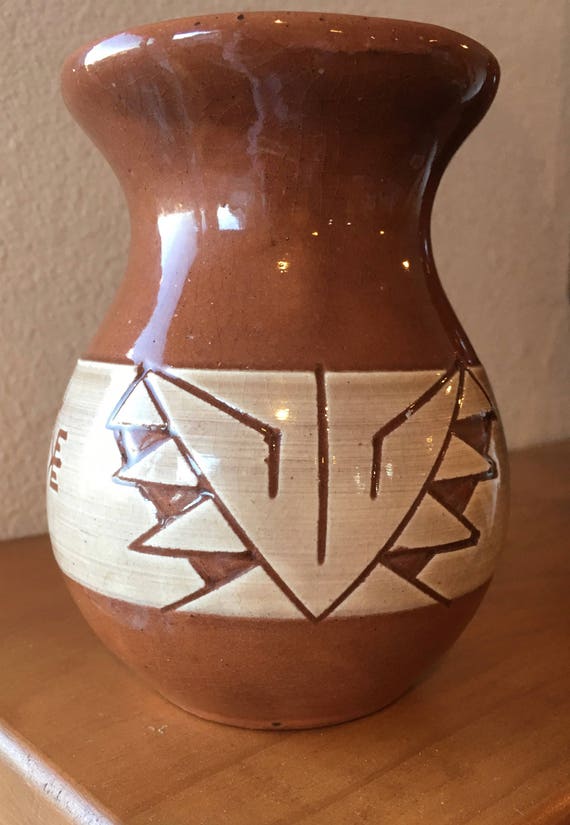 Vintage Signed Sioux Carved Pottery Vase Dollie D. Red Elk Red Etsy