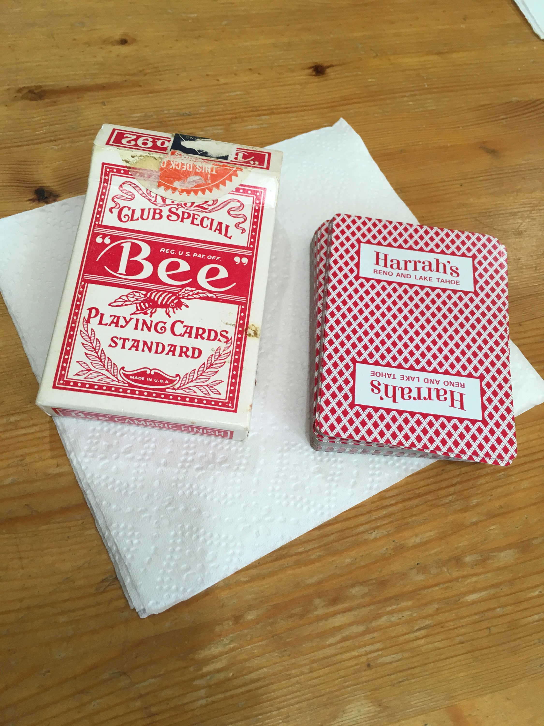 Harrahs Casino Playing Cards Original Signature on Flap Bee