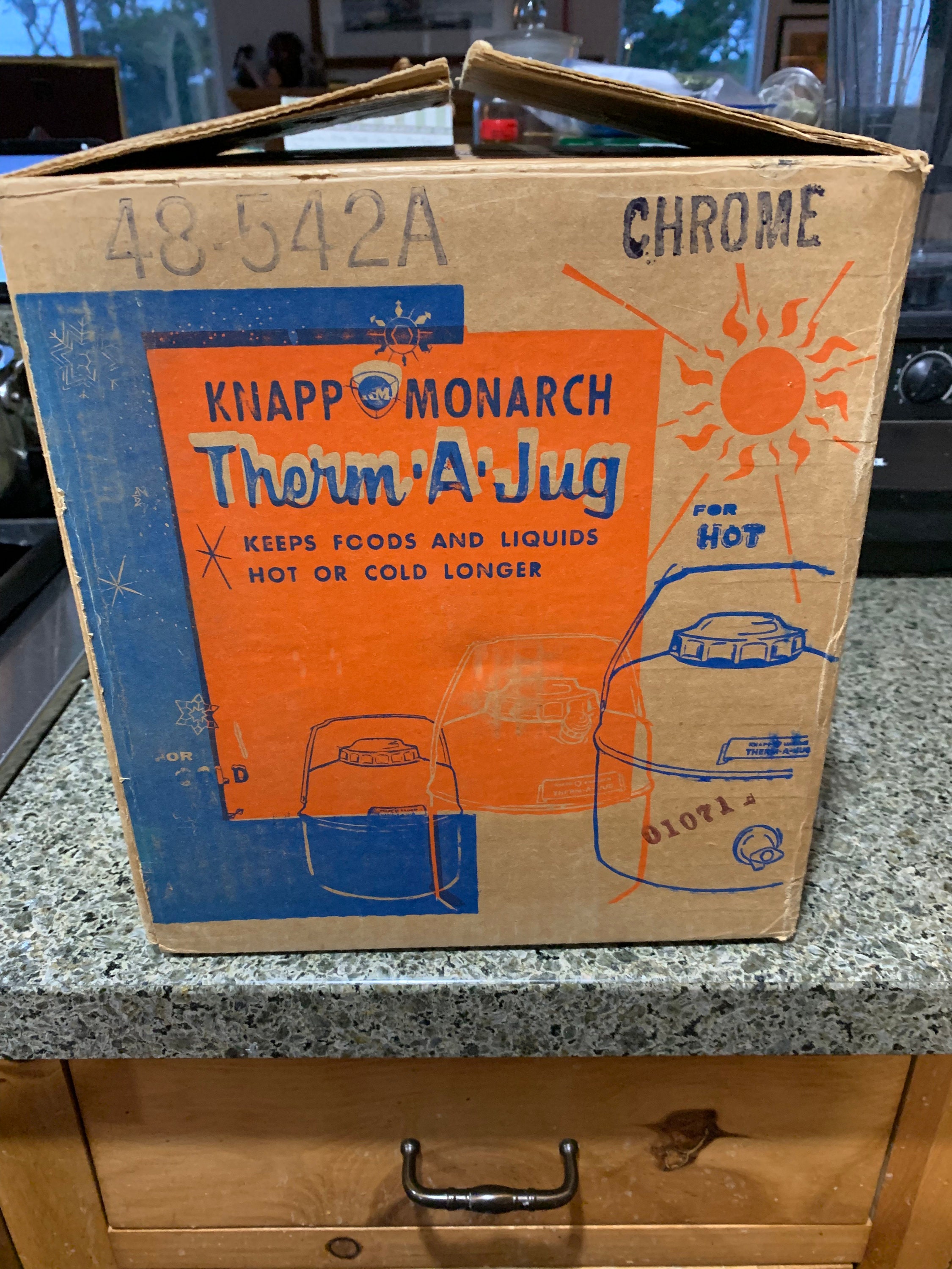 Vintage Chrome Thermos / Mint Condition Picnic Knapp Monarch Therm