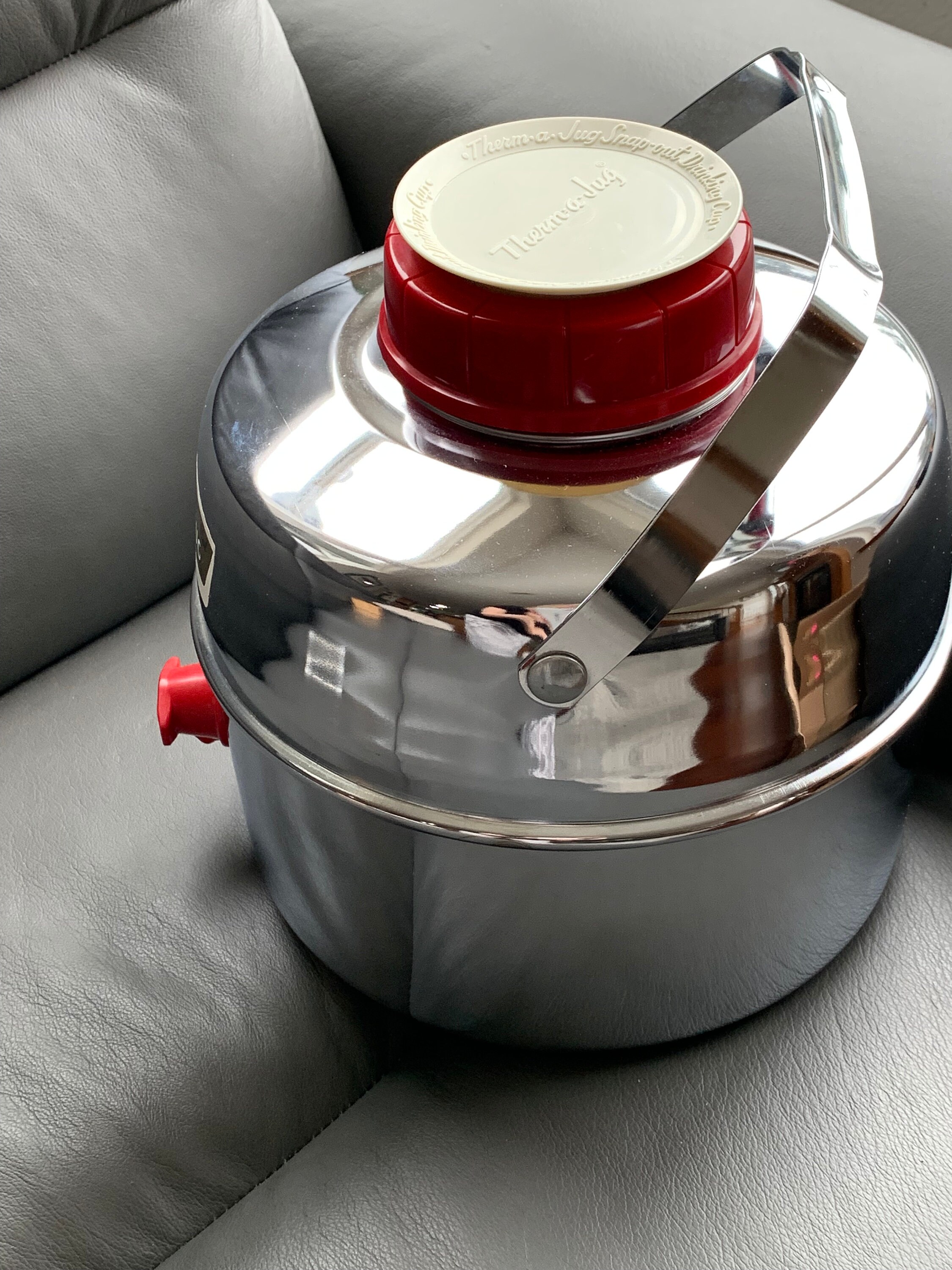 Vintage Chrome Thermos / Mint Condition Picnic Knapp Monarch