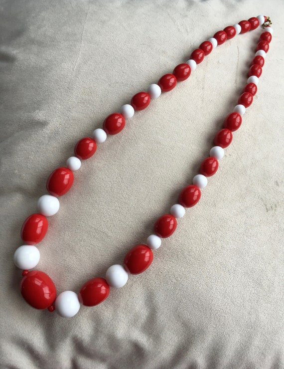 Chunky Lucite Necklace Vintage Red White Lucite Ne