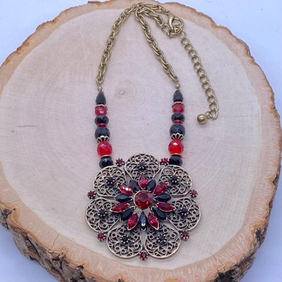 VTG Chico's Statement Necklace Ruby and Black Bea… - image 3