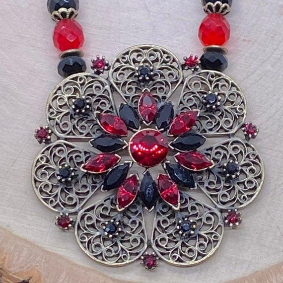 VTG Chico's Statement Necklace Ruby and Black Bea… - image 2