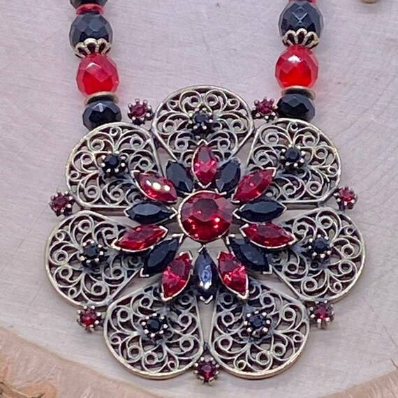 VTG Chico's Statement Necklace Ruby and Black Bea… - image 4