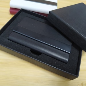Porte-cartes de visite en cuir véritable - Portefeuille personnalisé en noir, rouge ou blanc