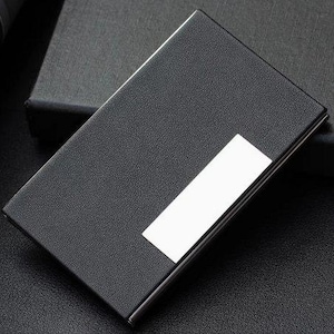 Kartenhalter aus echtem Leder - Kartenetui mit individueller Lasergravur - Professioneller Metallakzent