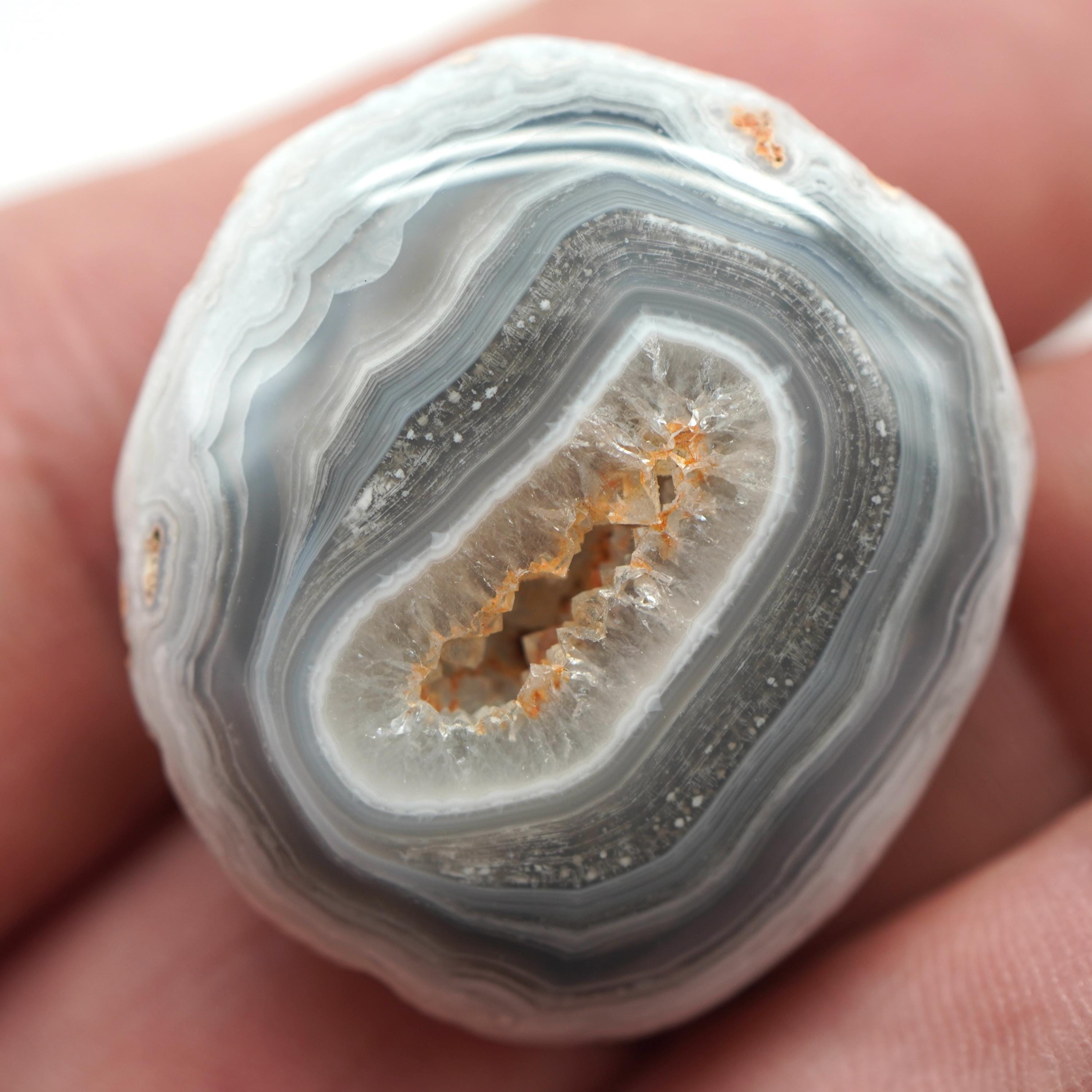 Arizona Banded Agate Geode Specimen From Gila Bend Mountains Arizona ...