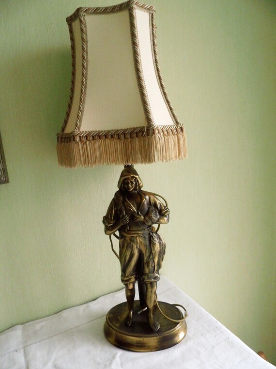 Vintage Table Lamp Traditional Fisherman Figure In Brass Alloy