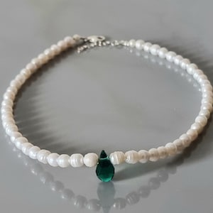 Freshwater pearl necklace, Pearl choker necklace, Real pearl necklace, Pearl choker ,Green Crystal Pendant Necklace,