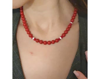 Gargantilla con cuentas de piedras preciosas rojas. Collar rojo y circonitas. Collar rojo y plateado. Collar rojo. Regalos para él. Regalos para ella.