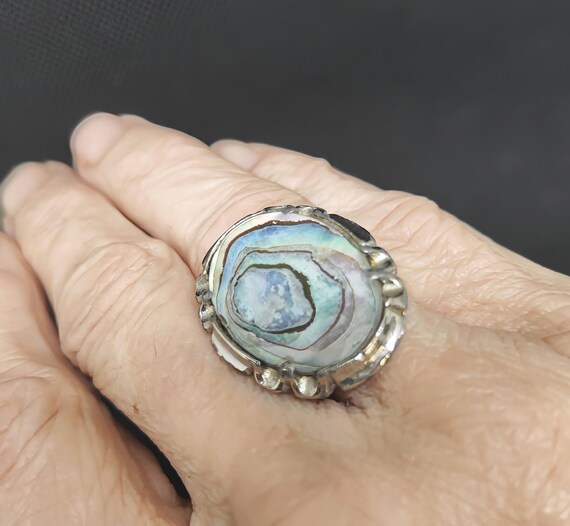 Vintage Abalone Ring: Adjustable Silver Plated Ba… - image 7
