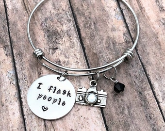 Photography Gift, Camera Charm Bracelet, Photographer Gift, Gift for Her, I Flash People, Creative Photographer Gift, Photographer Accessory