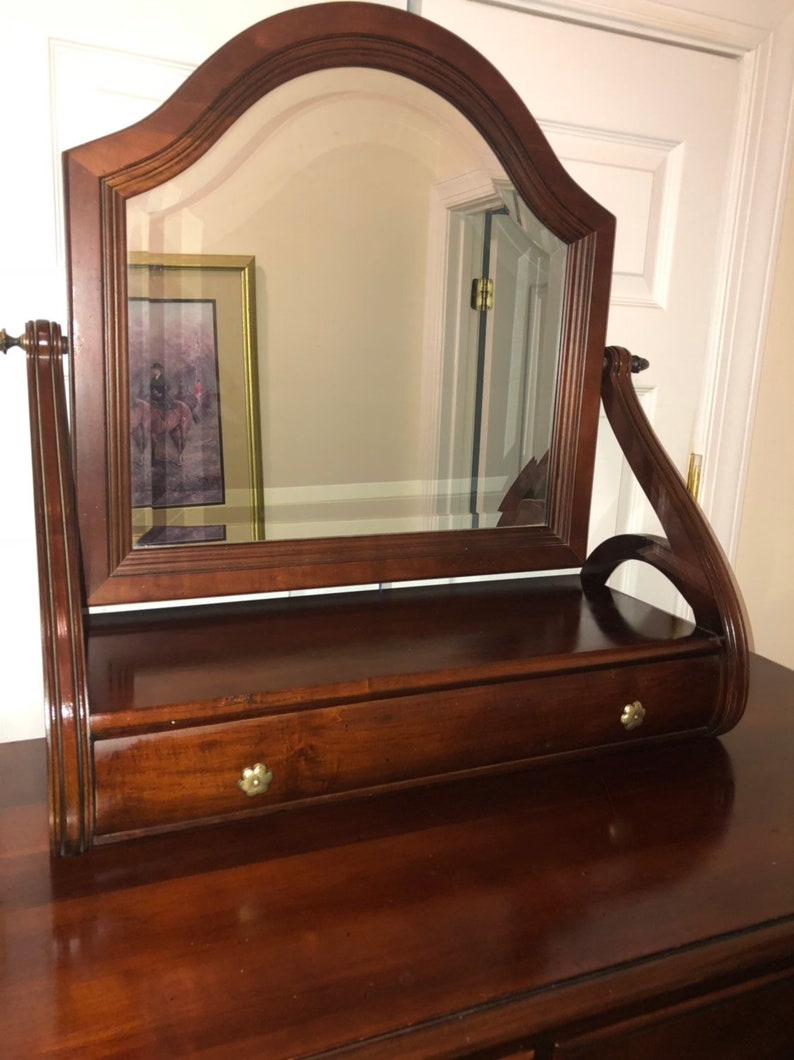 Ethan Allen British Dresser Top Dressing Mirror Buyer Pays ...