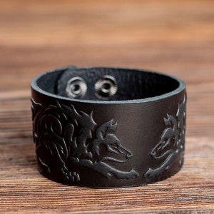Leder-Armband Manschette Armband Keltisches Knotenwerk Wikinger Nordische Talisman Wölfe
